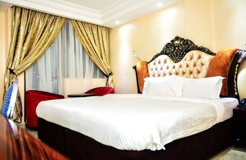 Gwarinpa Estate Hotel | Starview Palace Hotel