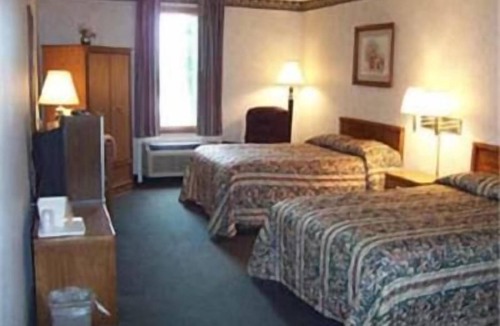Maugansville Hotel | State Line Inn