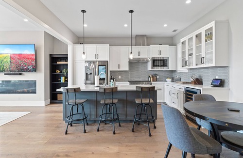 Cow Hollow Condo | State-of-the-Art, Newly Renovated Cow Hollow Apt