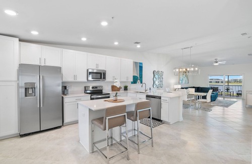 Biggar Condo | Stately appointed 2/2 within the coveted Babcock National Golf & Country Club.