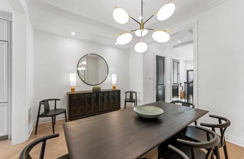 Bloomingdale House | Stately DC Rowhome Spacious 7BR & 4BA #DCottage