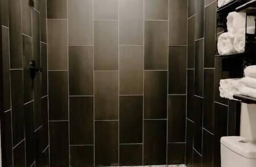 Aberdeen Apartment | Statesmen Suite