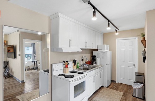 Appleton Apartment | Stateview 203 - 1BR + Free Co-Working Space