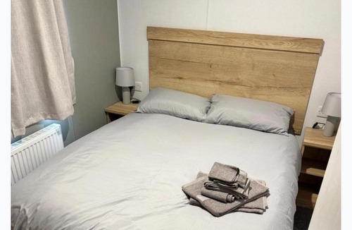 Great Houghton House | Static Caravan 3 Bed Sleeps 6 Waterside No Pets