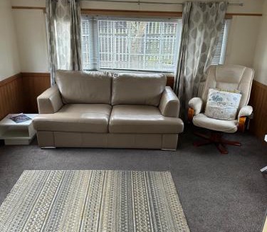Cuddesdon Ski Chalet | Static Mobile home set in our 20 acres of farmland