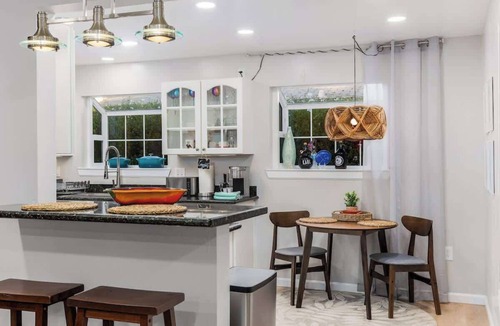 Larkfield-Wikiup House | Station House