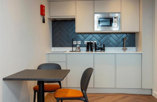 Middlesbrough Apartment | Station Suites Aparthotel