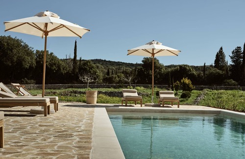 Agia Marina Cottage | Stavlos Residence