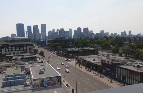 Crescent Heights Condo | Stay A While at Centre Green - Free UG Parking!