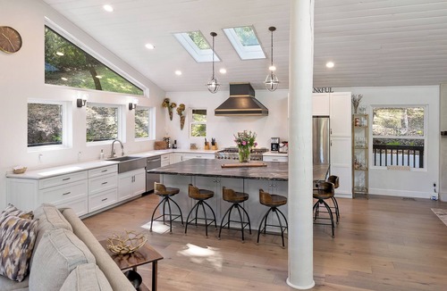 Paso Robles House | Stay at a Tree House Vineyard Property in the Heart of Westside Wine Country