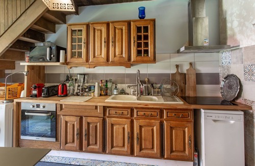 Champagne-le-Sec House | Stay at La Grange des Zarts: Renovated House, Wi-Fi, Parking, Between Nature and Culture