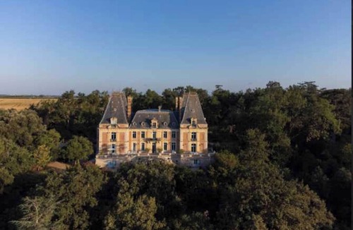 Fajolles Apartment | Stay at the Château- Studio 2P- with pool and park