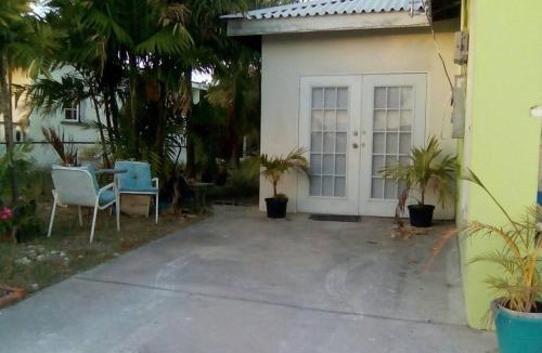 Harrismith Apartment | Stay Awhile Studio Apartment - Live Like A Local