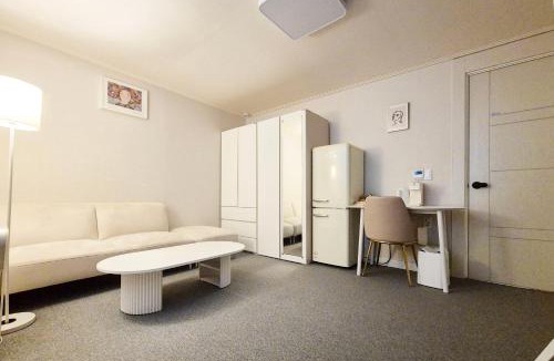 Seo-gu House | Stay B