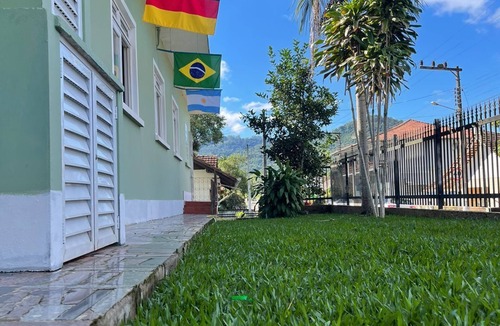 Pomerode House | Stay comfortably and conveniently in the heart of Pomerode! Feel at home!