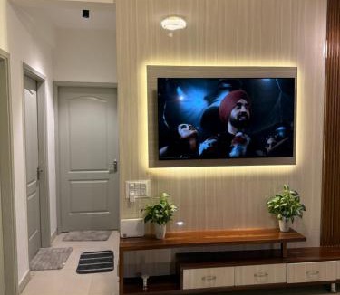 Noida Hotel | Stay ease 3bhk