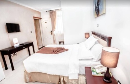 Yeka Bed & Breakfast | Stay Easy