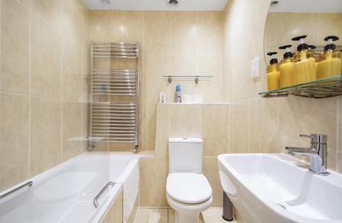 Hoxton Apartment | Stay & Explore Modern 2-Bed 2 Bath10 min Walk To Old Street Station