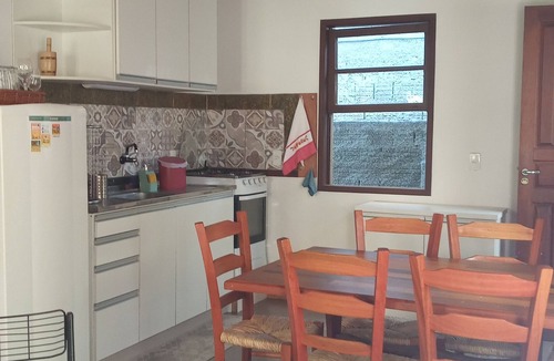Lagoa Pequena Ski Chalet | Stay in a chalet on shared land, suited to the beach environment.