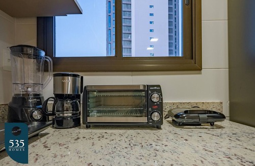Caminho das Arvores Apartment | Stay in a Condo near Shopping da Bahia
