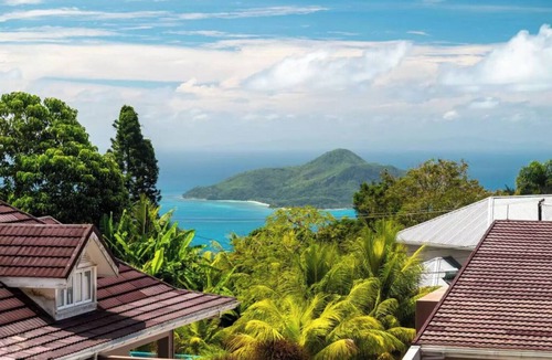 Zig Zag Ward Villa | Stay in style with Cliffhanger Villa w/own pool