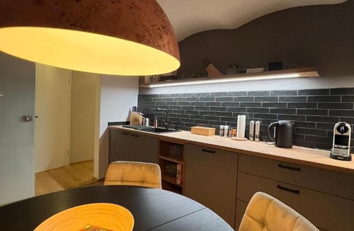 Bad Aibling Apartment | Stay Nice Thermen-Glück 3BR 100qm Whirlpool-Badewanne