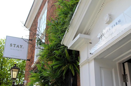 Tarporley Hotel | STAY on the High Street