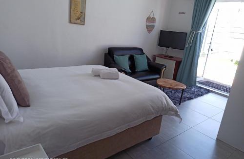 Goodwood Apartment | Stay Palm 2