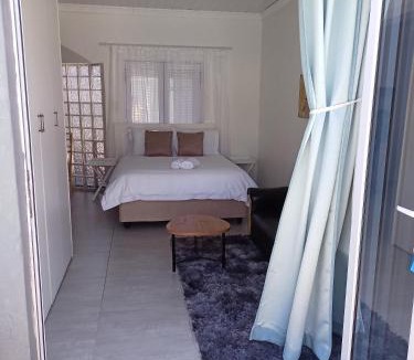 Goodwood Apartment | Stay Palm 2