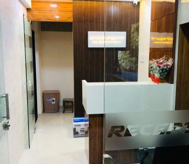 Goregaon East Hostel | STAY POINT A/C DORMITORY