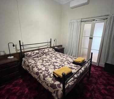 West Wyalong House | Stay @ Ray's