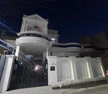 Jammu Villa | Stay Royal Imperial