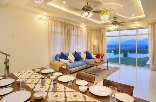 Murbad Hotel | Stay Serene Luxury