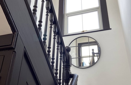 Burton on Trent House | Stay @ The Wellington Burton-Single Room Starbucks