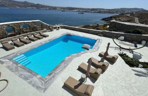 Kanalia Villa | Stay Waterfront - Stunning 6 bedroom Villa Annita with Pool