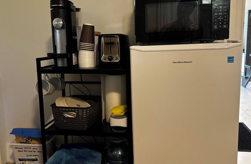 Fairview House | Stay With Precious