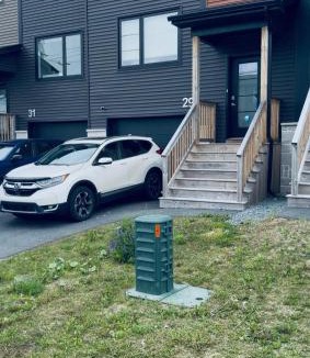 Fairview Apartment | Stay with Silvia