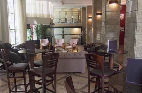 Civic Center Hotel | Stay Without Barriers: Perfect Master Suite Retreat in Civic Center Curitiba