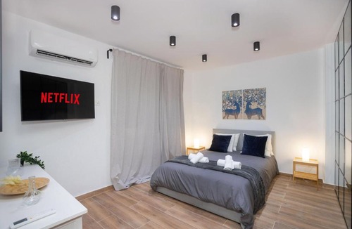 Neapolis Apartment | STAY Zen Studio
