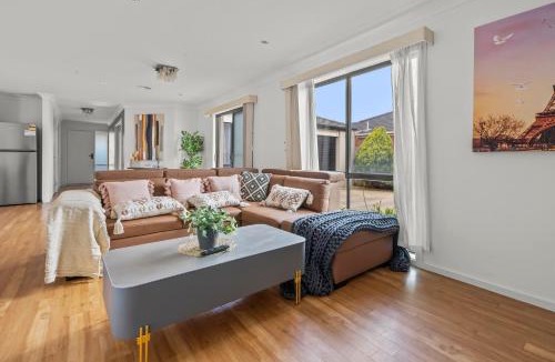 Berwick House | StayAU Cozy Family Home 4BR Berwick