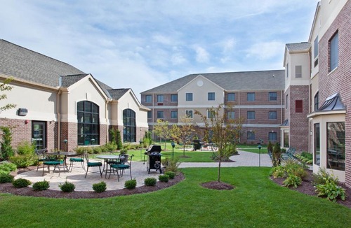 Stow Hotel | Staybridge Suites Akron-Stow-Cuyahoga Falls by IHG