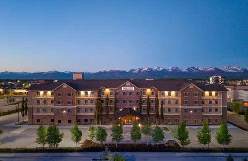 Midtown Anchorage Hotel | Staybridge Suites Anchorage by IHG