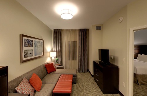 Bryant Pattengill East Hotel | Staybridge Suites Ann Arbor- Univ of Michigan by IHG