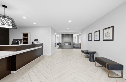 Calgary Hotel | Staybridge Suites - Calgary Airport by IHG