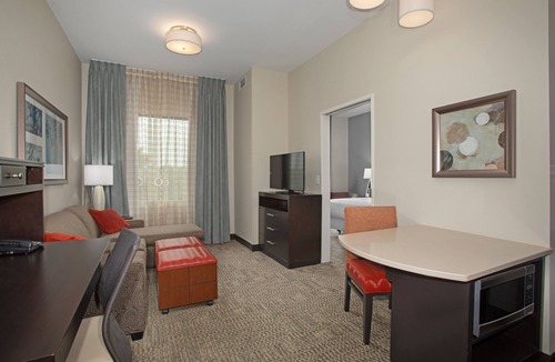 Littleton Hotel | Staybridge Suites Denver South - Highlands Ranch by IHG