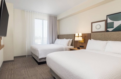 Mira Loma Hotel | Staybridge Suites Eastvale Norco by IHG