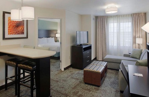 Fayetteville Hotel | Staybridge Suites Fayetteville by IHG