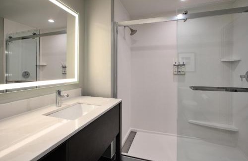 Crystal Springs Hotel | Staybridge Suites Grand Rapids South by IHG