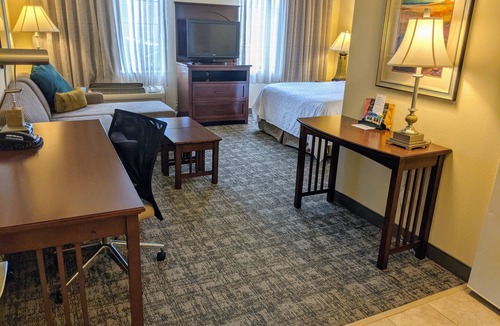 Indianapolis Hotel | Staybridge Suites Indianapolis-Carmel by IHG