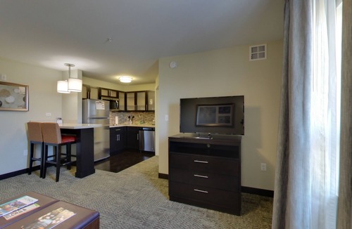 Madison Hotel | Staybridge Suites Madison - Fitchburg by IHG